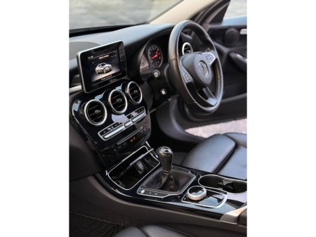 2017 Mercedes-Benz C Class Mercedes C-Class 2017 2L Petrol Manual NEW NCT €15,550 thumbnail