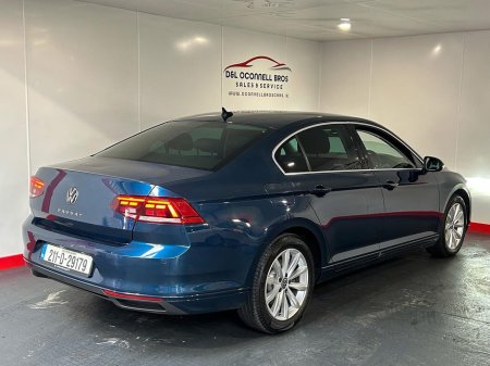 2021 Volkswagen Passat BUSINESS 2.0 TDI MANUAL 6SPEED FWD 150 4DR