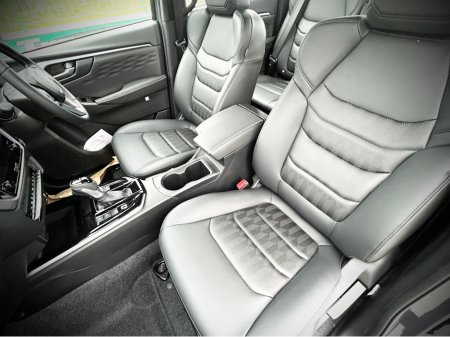 2026 Isuzu D-MAX LS AUTO 5 SEATER €333 ROAD TAX thumbnail