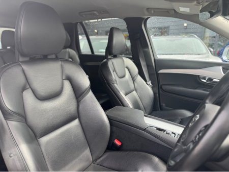 2019 Volvo XC90 - thumbnail 9