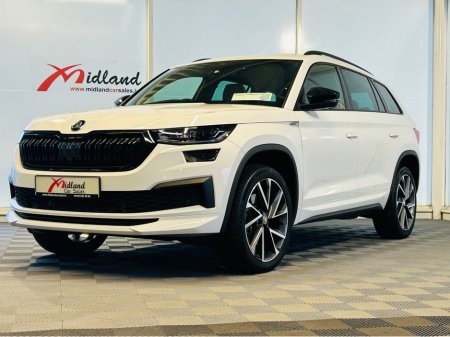 2024 Skoda Kodiaq *PAN ROOF*7S SPORTLINE 2.0 TDI 150HP D €52,800 thumbnail
