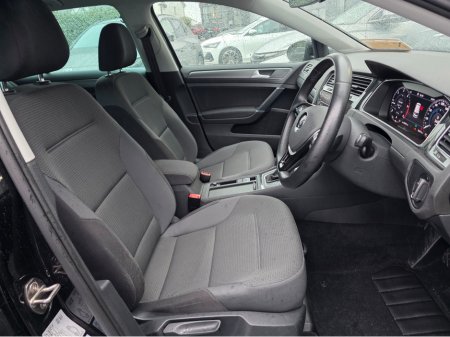 2020 Volkswagen Golf - thumbnail 17