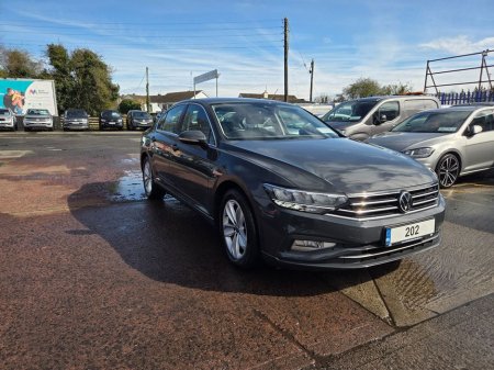 2020 Volkswagen Passat - thumbnail 2