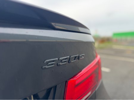 2017 BMW 3 Series - thumbnail 9