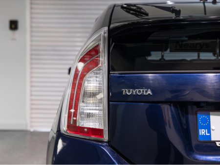 2015 Toyota Prius - thumbnail 10