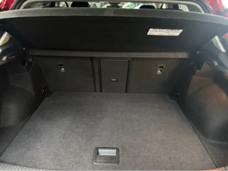 2024 Volkswagen T-Roc - thumbnail 2