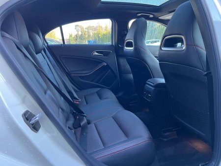 2016 Mercedes-Benz A Class - thumbnail 10