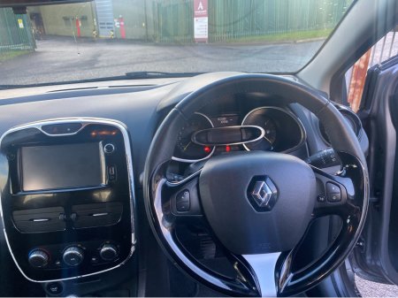 2016 Renault Clio IV DYNAMIQUE NAV 1.2 PETR 4DR €8,950 thumbnail