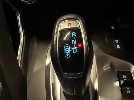 2020 Jaguar E-Pace - thumbnail 16