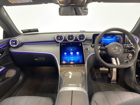 2025 Mercedes-Benz CLE CLE 300e AMG Line Premium €75,950 thumbnail