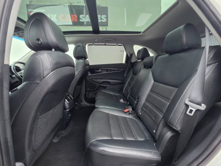 2016 Kia Sorento - thumbnail 5