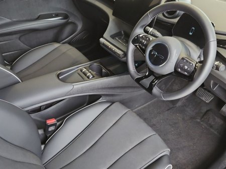 2026 BYD Dolphin Comfort 60.4kWh 427km HEAT PUMP INCLUDED €33,769 thumbnail