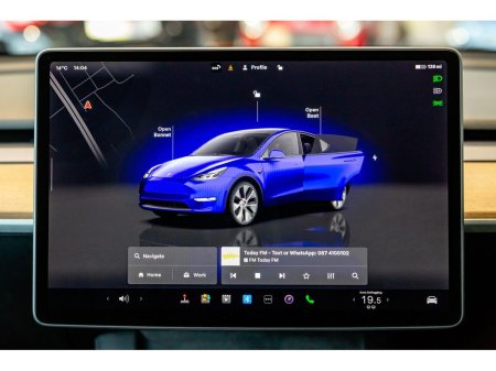 2022 Tesla Model Y E Long Range AWD €29,899 thumbnail