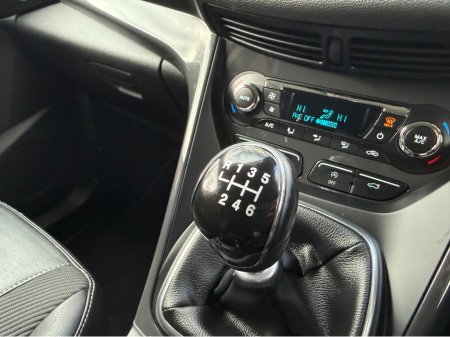 2016 Ford Kuga - thumbnail 20