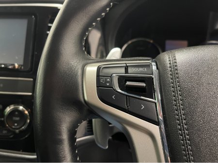 2019 Mitsubishi Outlander (Low Kms) HYBRID 2.4 PHEV AUTOMATIC 5DR MODEL www.bolandscarcentre.ie €22,900 thumbnail