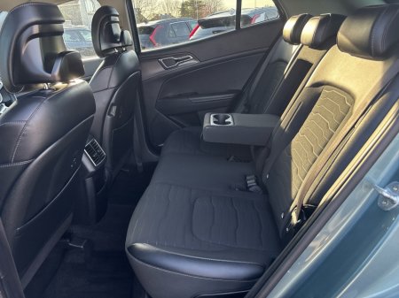 2023 Kia Sportage - thumbnail 9