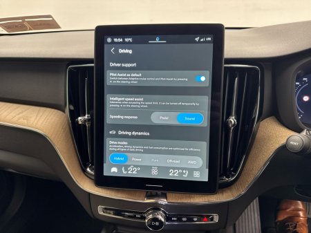 2026 Volvo XC60 - thumbnail 16