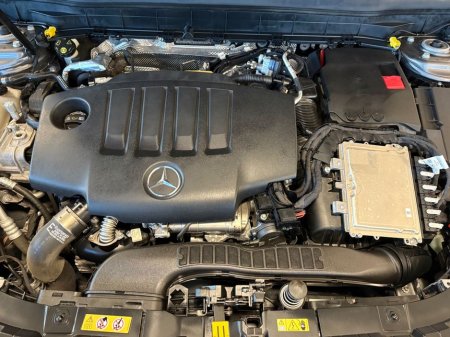 2022 Mercedes-Benz GLB - thumbnail 15