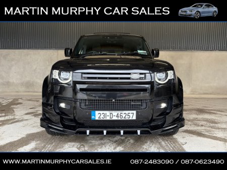 2023 Land Rover Defender 110 3.0 D250 X-DYNAMIC 7 SEATS €89,950 thumbnail
