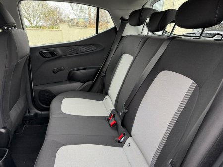 2021 Hyundai i10 - thumbnail 18