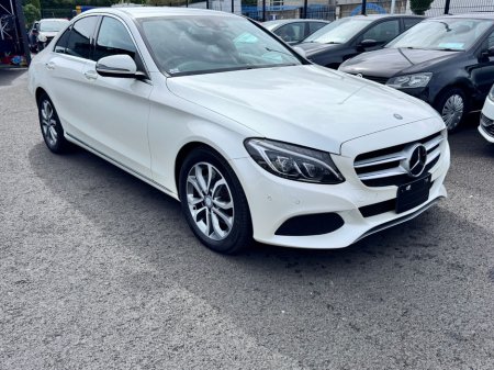 2016 Mercedes-Benz 220  €18,999