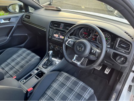 2017 Volkswagen Golf GTD AUTOMATIC 2.0 TDI DIESEL 184BHP €18,950 thumbnail