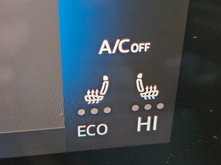 2021 Volkswagen ID.4 LIFE 77kWh 204HP €19,950 thumbnail