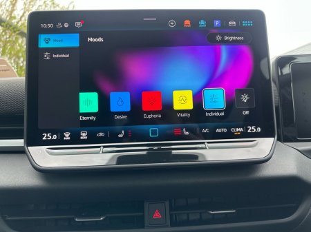 2026 Volkswagen T-Roc - thumbnail 14