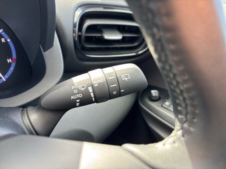 2021 Toyota Yaris Cross - thumbnail 15