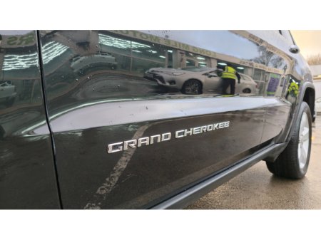 2015 Jeep Cherokee - thumbnail 5