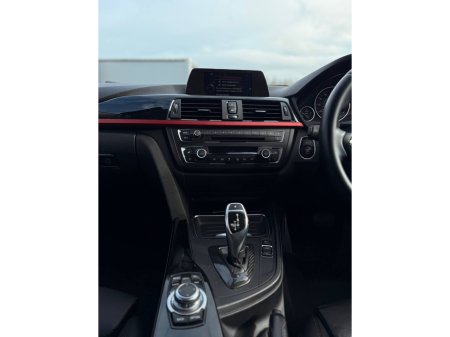 2015 BMW 3 Series - thumbnail 39