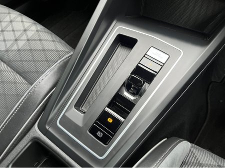 2022 Volkswagen Golf R-LINE ETSI ESTATE 1.5 PETROL //HIGH SPEC//HEAD UP DISPLAY//HALF LEATHER HEATED SEATS//HEATED STEERING WHEEL//REVERSE CAMERA//KEYLESS ENTRY// €27,950 thumbnail