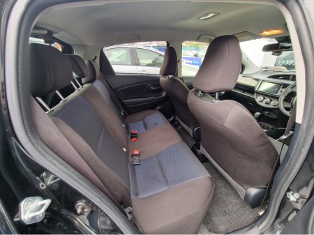 2018 Toyota Yaris - thumbnail 29