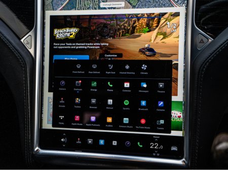 2017 Tesla Model S 2017 Tesla S 100D/MCU 2/Autopilot 3/1yr Warranty €26,888 thumbnail