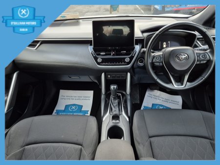 2023 Toyota Corolla CROSS LUNA 1.8 4DR AUTO €29,499 thumbnail