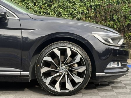 2018 Volkswagen Passat - thumbnail 9