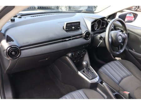 2016 Mazda Demio - thumbnail 23