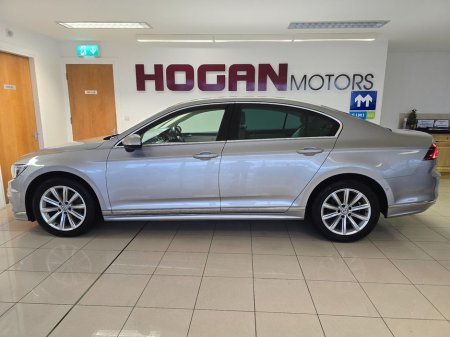 2017 Volkswagen Passat Highline 2.0 TDi Automatic Saloon €13,950 thumbnail