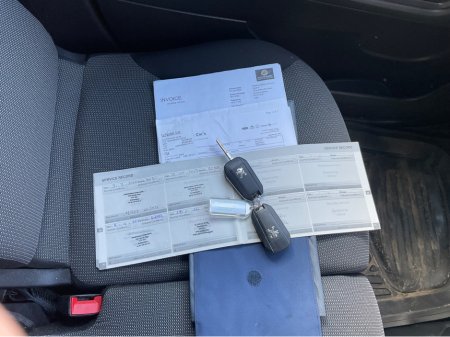 2019 Peugeot Partner - thumbnail 10