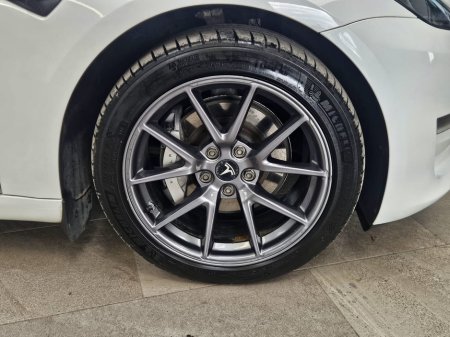 2023 Tesla Model 3 - thumbnail 7