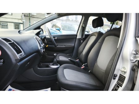 2014 Hyundai i20 1 Year Warranty AA Approved CLASSIC 84BHP 5DR 85PS €5,995 thumbnail