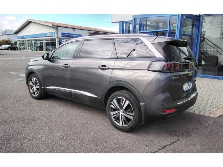 2022 Peugeot 5008 FL Allure 1.5 Blue HDI 130 6.2 €32,995