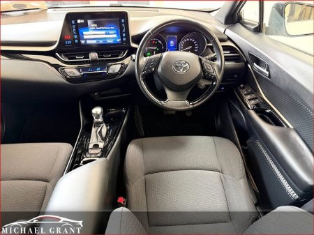 2019 Toyota C-HR - thumbnail 12