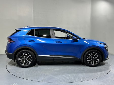 2025 Kia Sportage - thumbnail 8