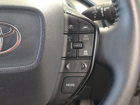 2023 Toyota Prius - thumbnail 22