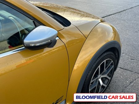 2016 Volkswagen Beetle DUNE EDITION , AUTO // PRISTINE €15,950 thumbnail