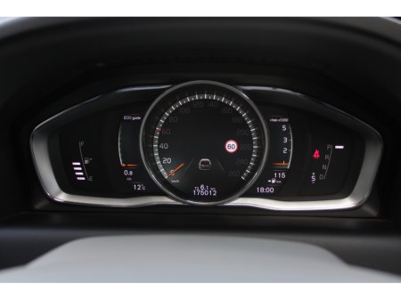 2017 Volvo XC60 - thumbnail 12