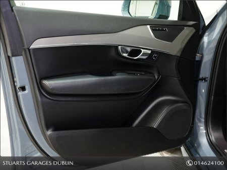 2023 Volvo XC90 - thumbnail 15