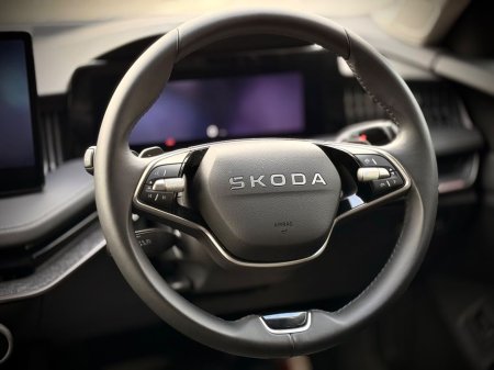 2025 Skoda Superb - thumbnail 19