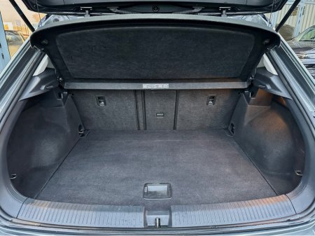 2019 Volkswagen T-Roc 1.0 TSI DESIGN 115PS €18,500 thumbnail